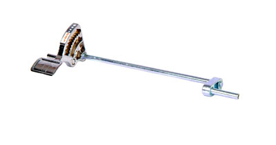 Axel bracket shaft